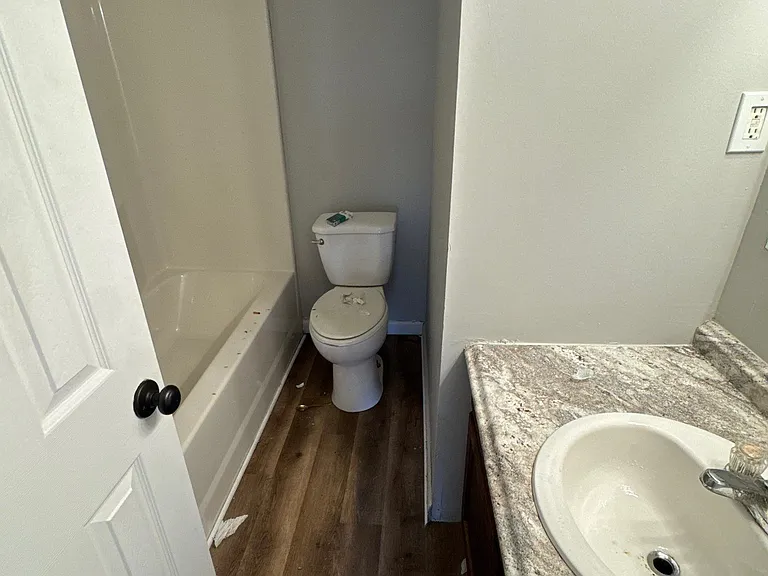 920 N Monroe Ave #2 — Photo 5