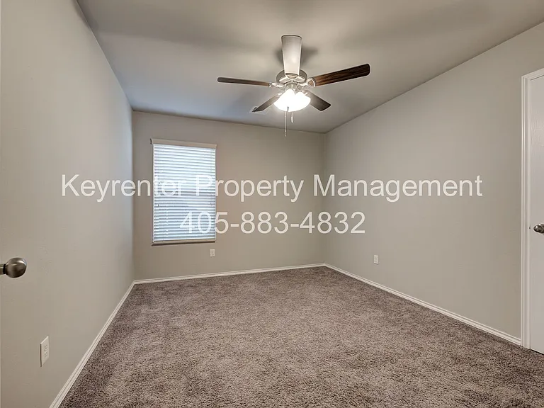2029 W Antler Way — Photo 24