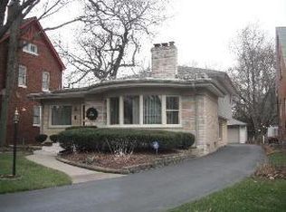 436 Loudon Rd, Riverside, IL 60546