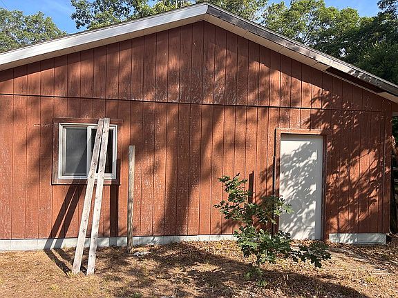 2nd image of 7932 E Lake Rd