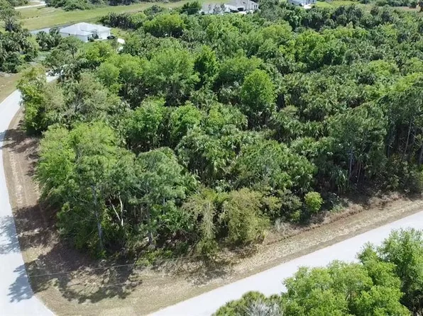 Eastman Cir, North Port, FL 34288