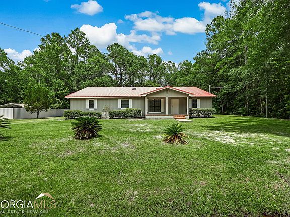 3rd image of 637 Kinlaw Rd