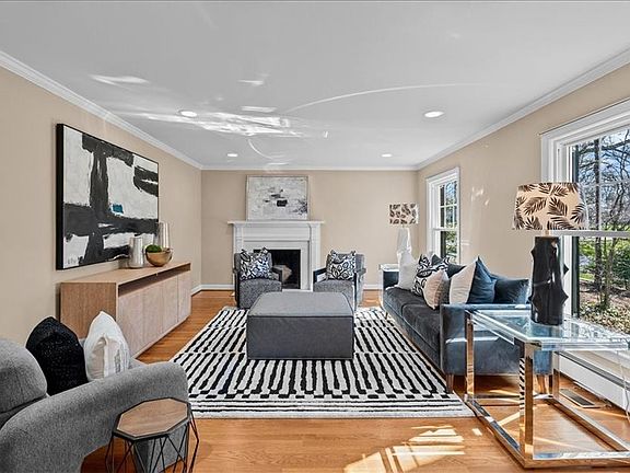 5th image of 2202 Marston Rd