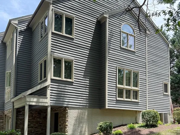 11 Stridesham Ct, Baltimore, MD 21209