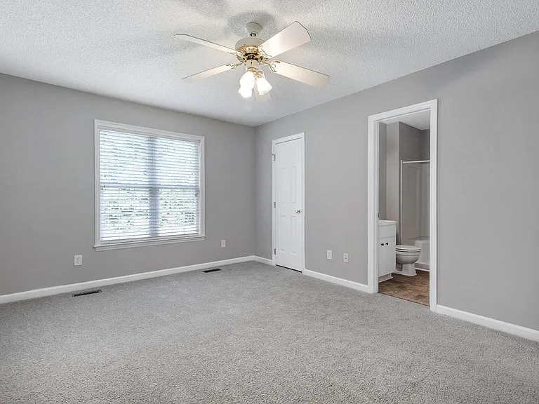 118 McKenzie Cir — Photo 10