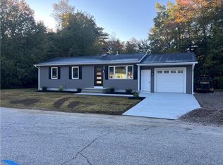 120 W Shore Dr, Coventry, RI 02816