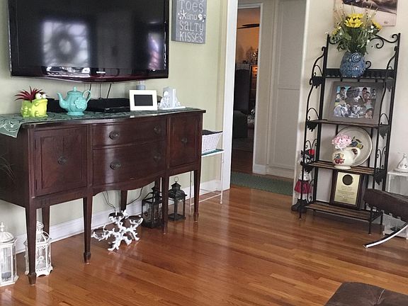 living room to master BR