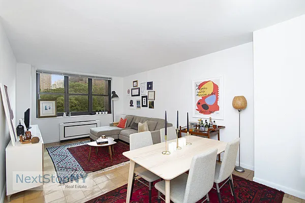 Rented by NextStopNY | media 1