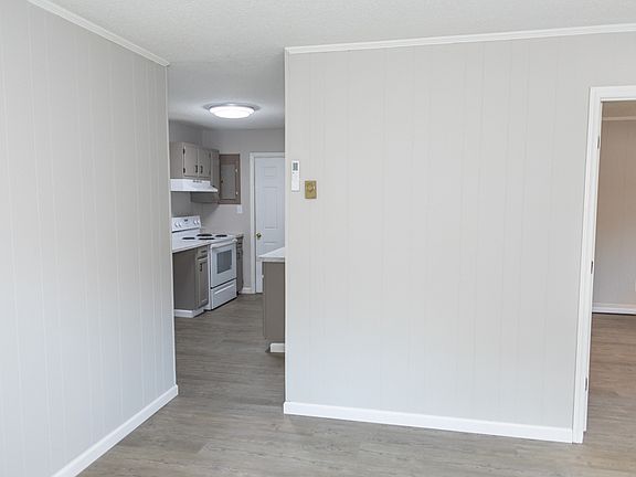 2nd image of 2331 Hill Dr #34-D