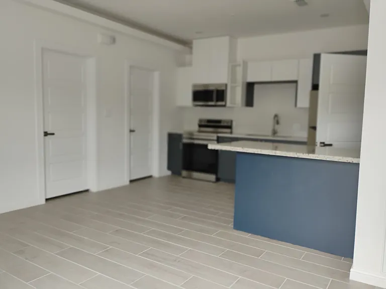 901 Yuma Ave #403 — Photo 3