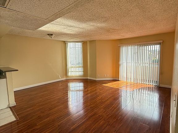 2nd image of 807 N Bunker Hill Ave #Bh-201