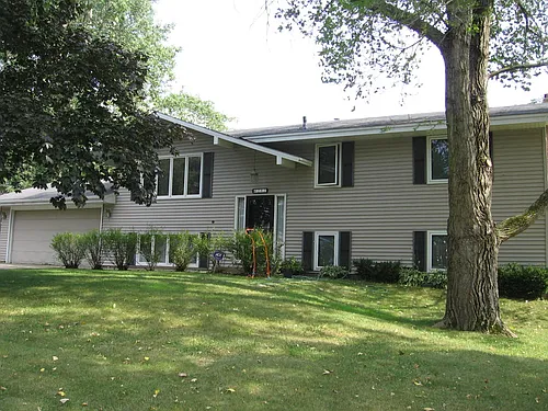 1282 Vildmark Dr Photo 1
