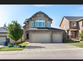 116 Aspenmere Dr, Chestermere, AB T1X0P1