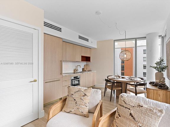 3rd image of 90 NE 32nd St #1012