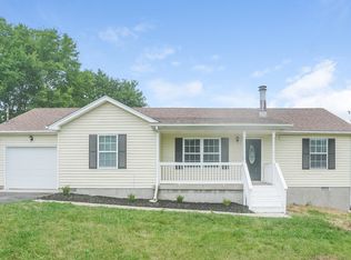 581 Woodcrest Dr, La Vergne, TN 37086