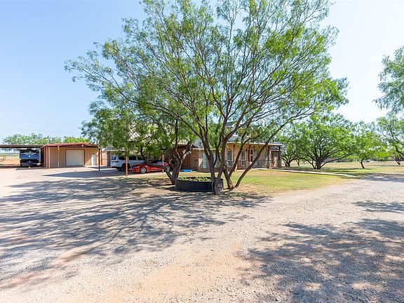4th image of 7702 Spinks Rd