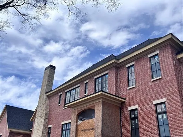 4881 Powers Ferry Rd NW, Sandy Springs, GA 30327