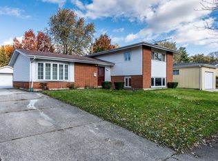 318 Sheridan St, Park Forest, IL