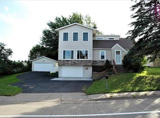 2405 Piedmont Ave, Duluth, MN 55811