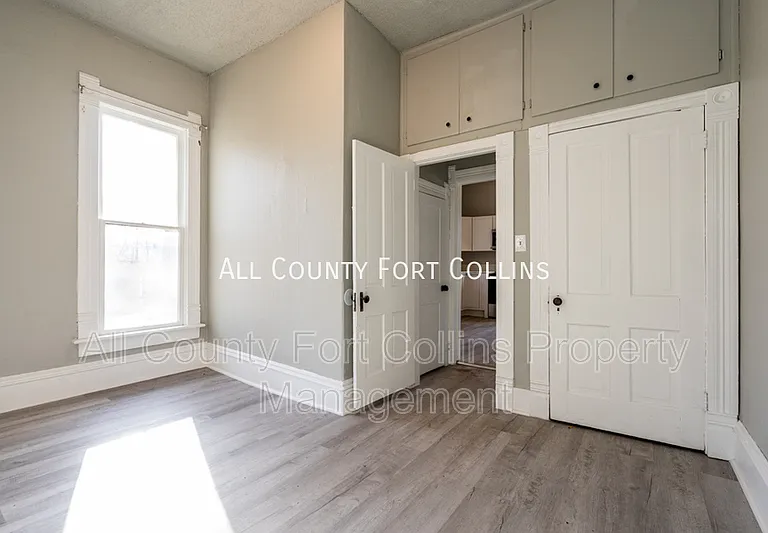 417 E Mulberry St — Photo 4