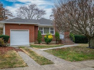 41 Meade Avenue, Bethpage, NY 11714