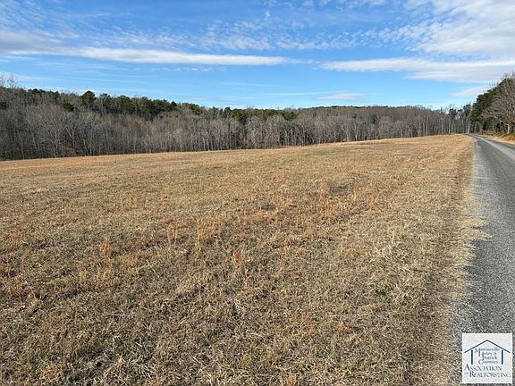 3rd image of 100 Drag Mountain Rd