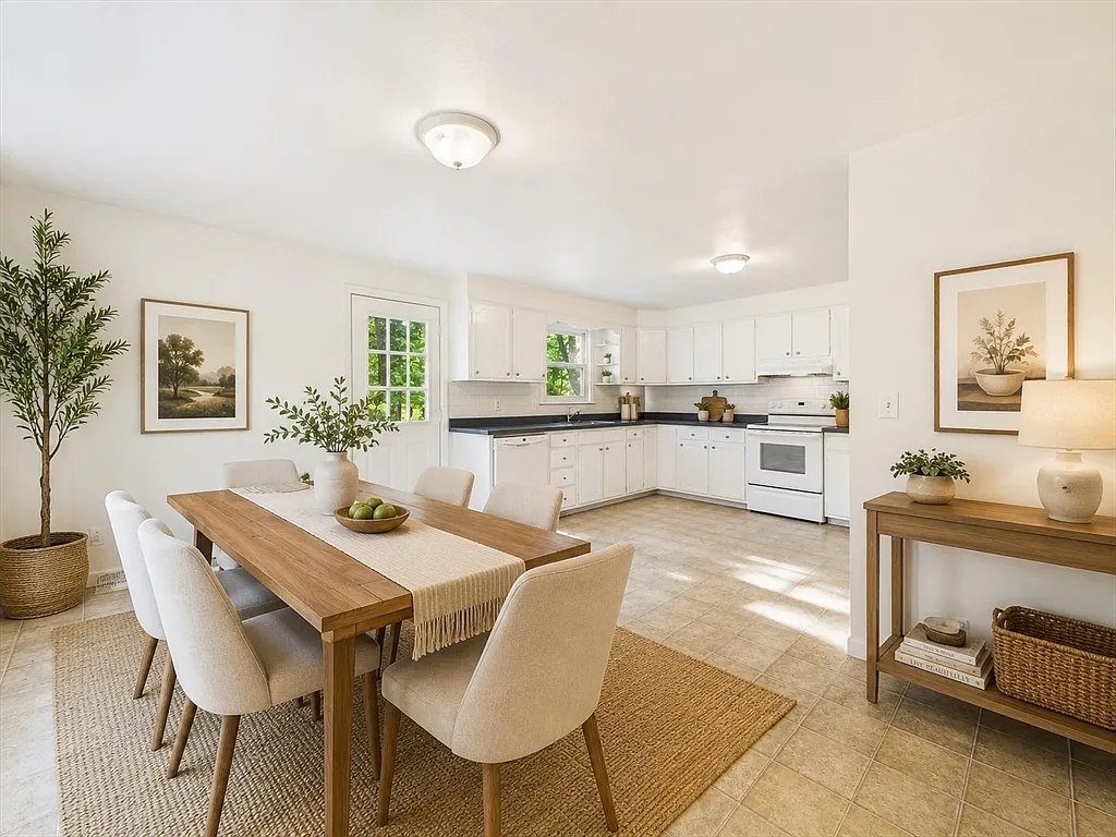 3 bed, 2.0 bath, 1474 sqft, $3,800 — Photo 4