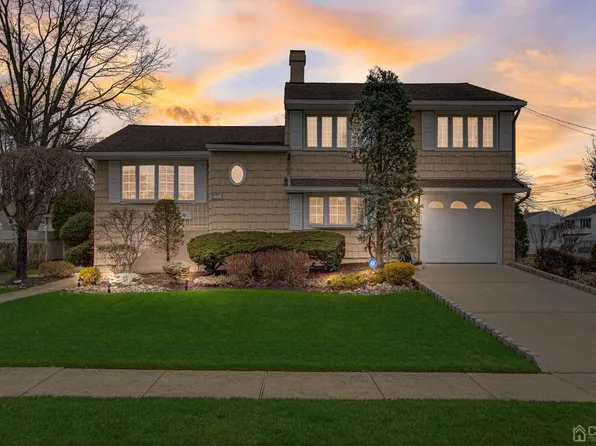 41 Taylor Ter, Colonia, NJ 07067