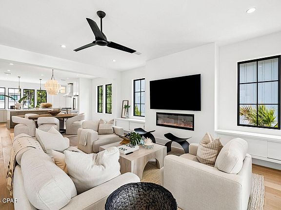 4th image of 55 Grande Pointe Dr