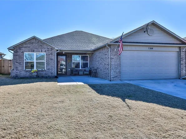 1308 Travertine Pl, Noble, OK 73068
