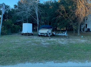 308 Spencer Farlow Dr, Carolina Beach, NC 28428