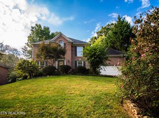 9032 Straw Flower Dr, Knoxville, TN 37922