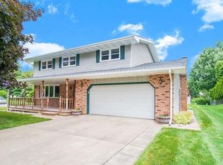 17733 Ironstone Dr, South Bend, IN
