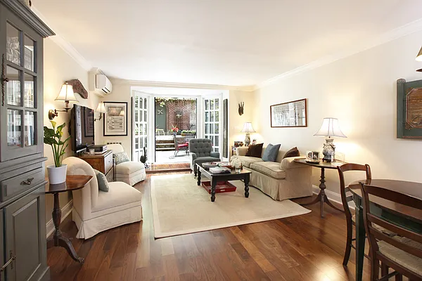 Sold by Stribling | media 14