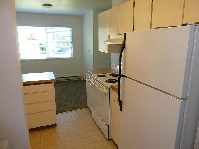 2147-2191 NW Mast Pl — Photo 28