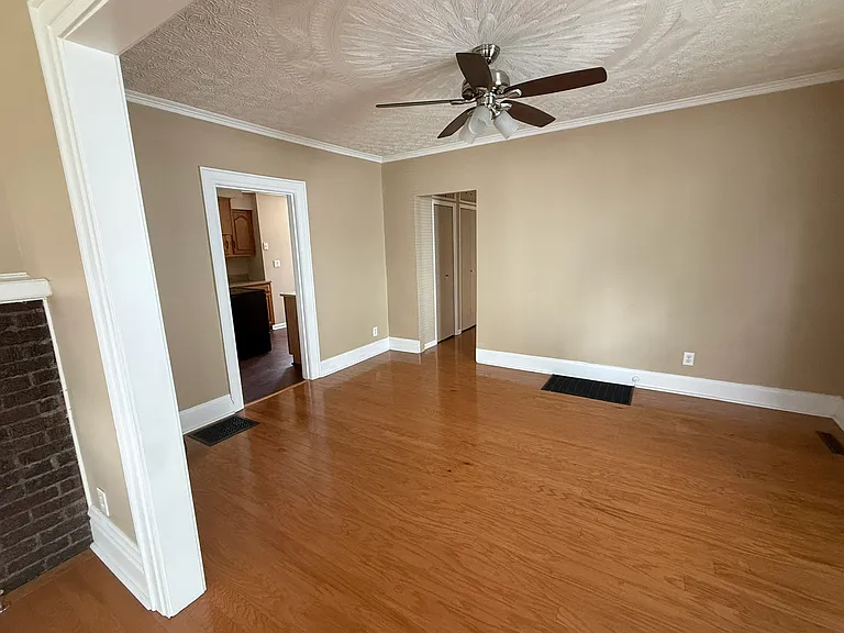 Middle Living Space