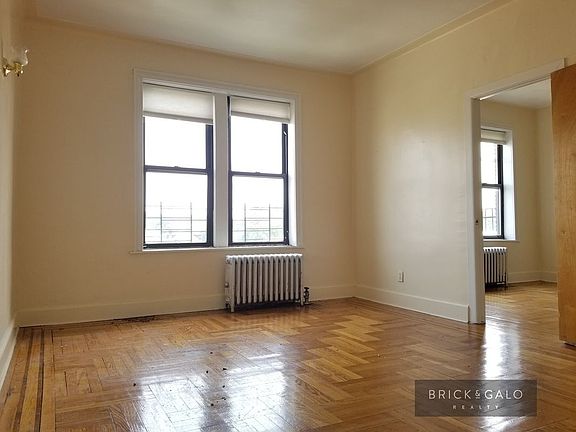 5th image of 441 Brooklyn Ave APT 4J