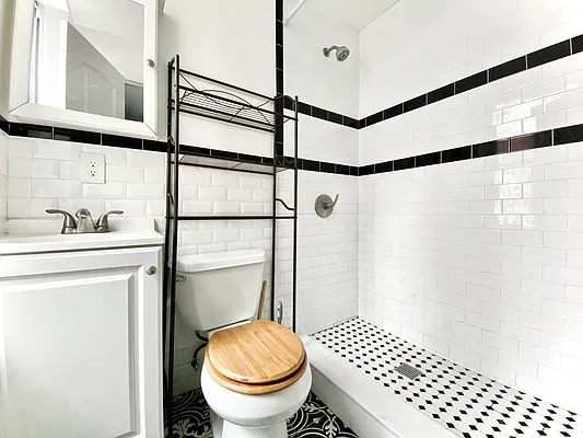 Rented by Vector New York, LLC | media 12