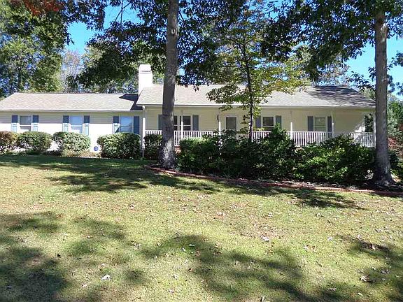 2nd image of 6 Fox Creek Cir