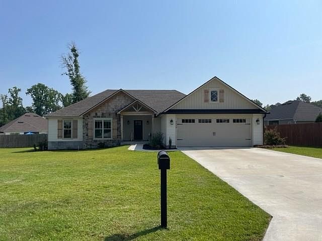 1st image of 4028 Gramercy Dr