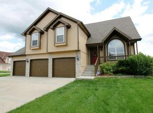 8115 NE 111th St, Kansas City, MO 64157