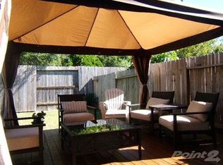 438 Folk Crest Ln, Dickinson, TX 77539