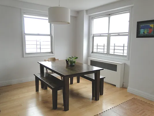 Sold by Better Homes & Gardens FH Realty | media 23