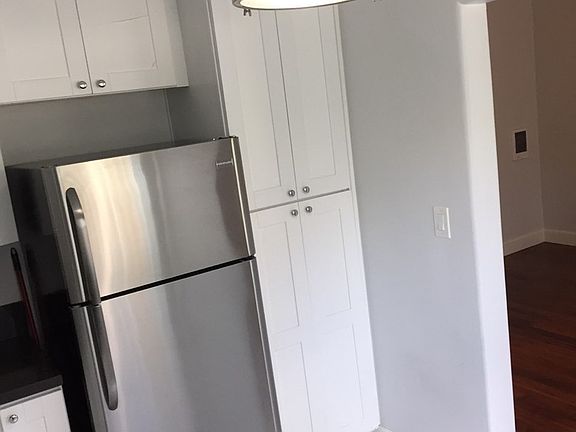 5th image of 2311 4th Ave APT 5