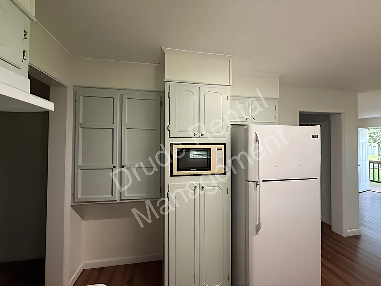 30121 Julia St — Photo 12