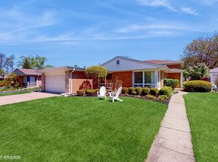 9225 Austin Ave, Morton Grove, IL 60053