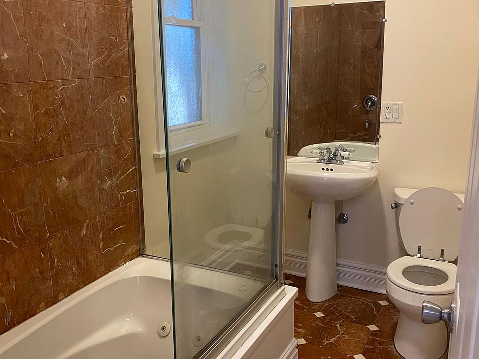 1st image of 3127 N Western Ave #1