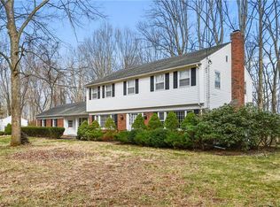 551 Brownstone Rdg, Meriden, CT 06451