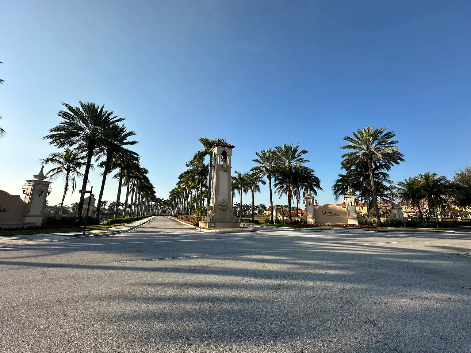 3 bed, 2.5 bath, 1704 sqft, $3,600 — Photo 3