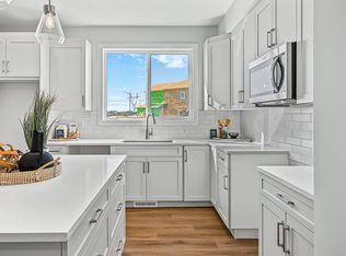3028 192nd St NW, Edmonton, AB T6M 3B5